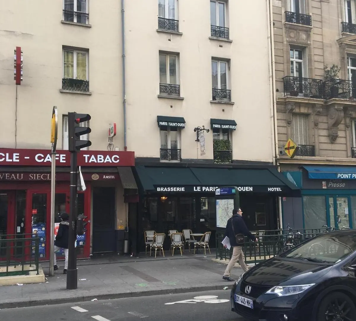 Отель Le Saint Ouen *