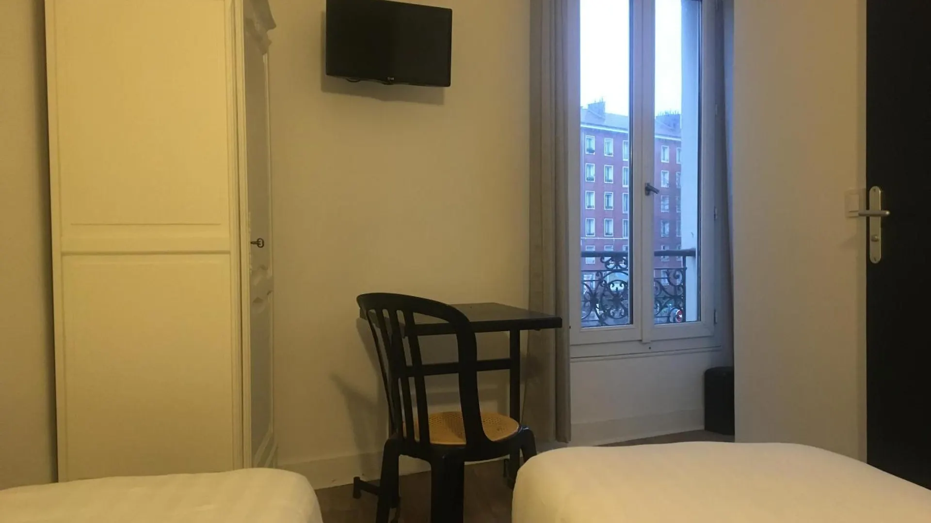 Hotel Le Saint Ouen *